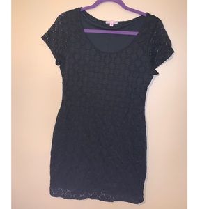 Isaac Mizrahi Black Dress (bodycon fit)